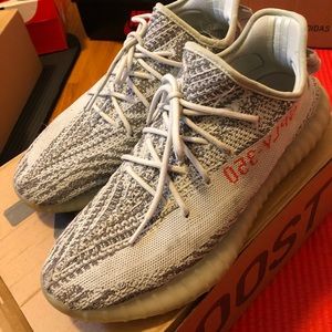 Yeezy 350 blue tint sz 11